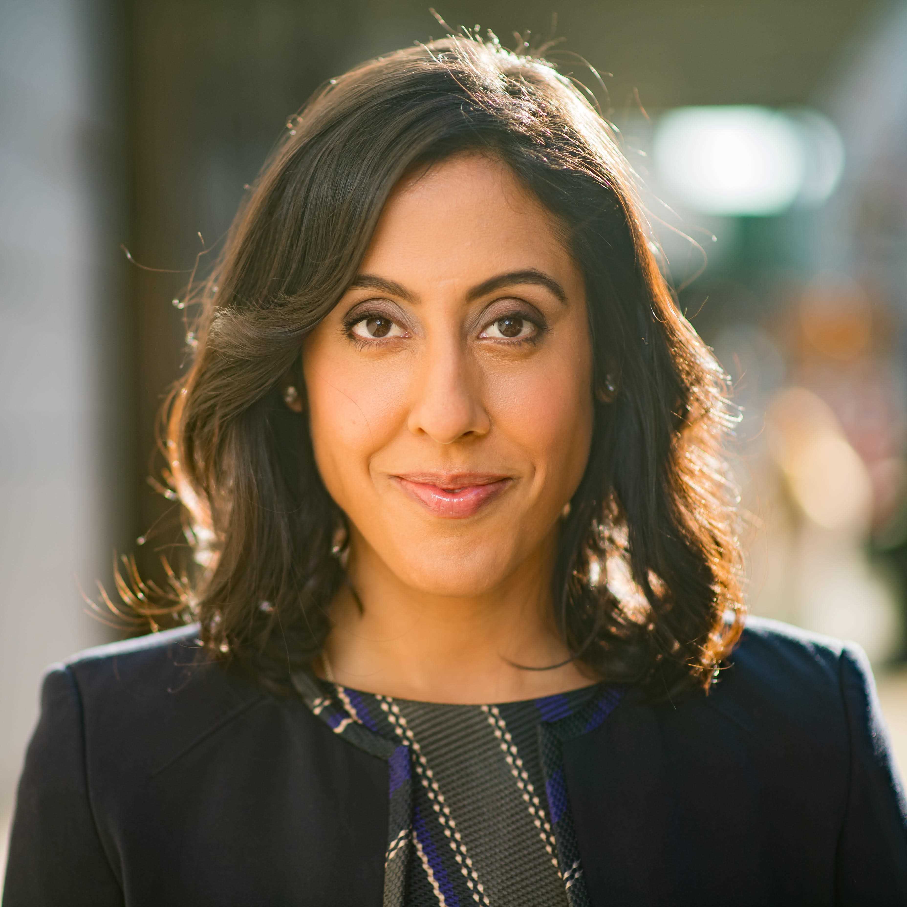 (Find) Top Motivational Keynote Speakers Executive Speakers Bureau